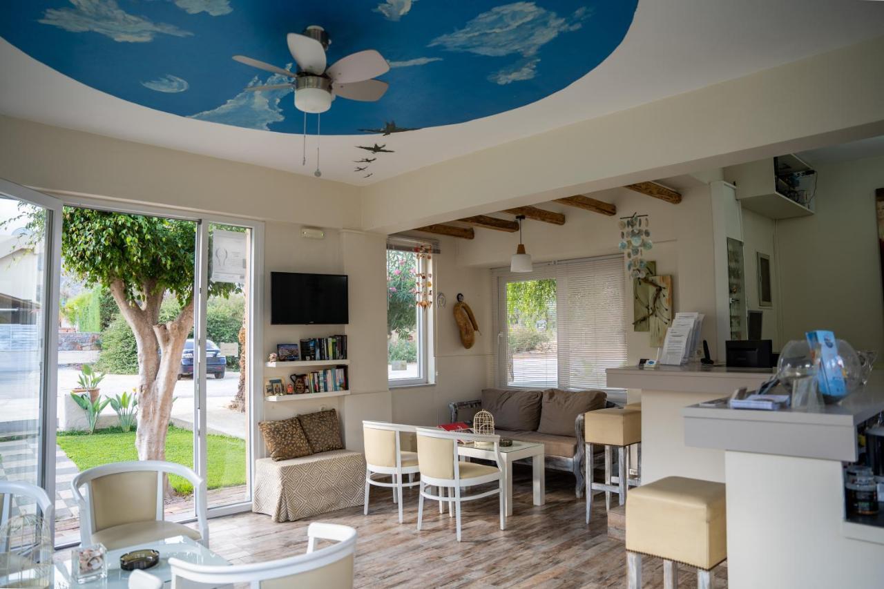 Blue Sky Apartments Малія Екстер'єр фото