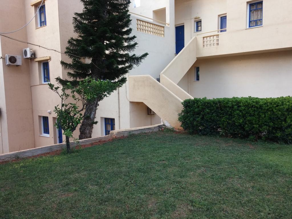 Blue Sky Apartments Малія Екстер'єр фото
